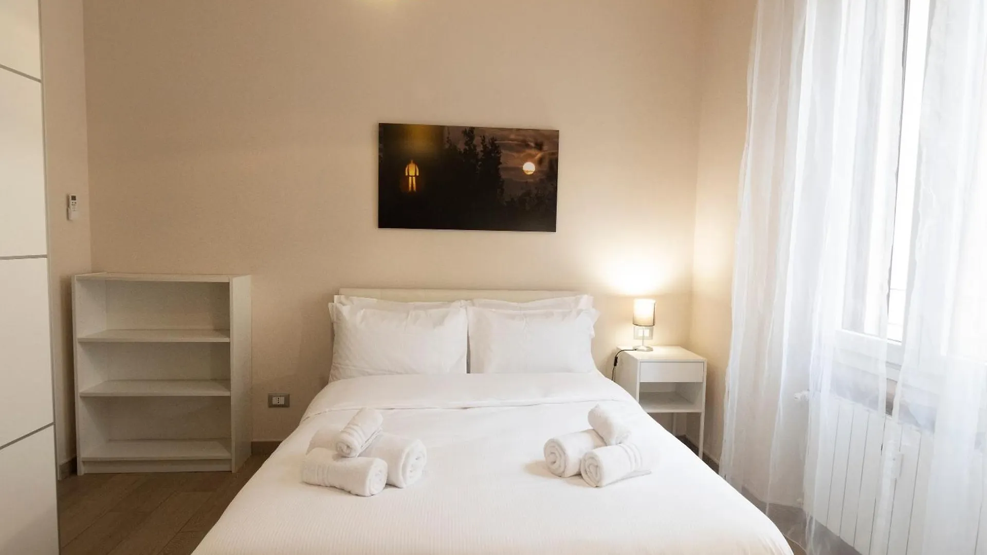 Dream Suites Milano Bocconi Navigli Italy