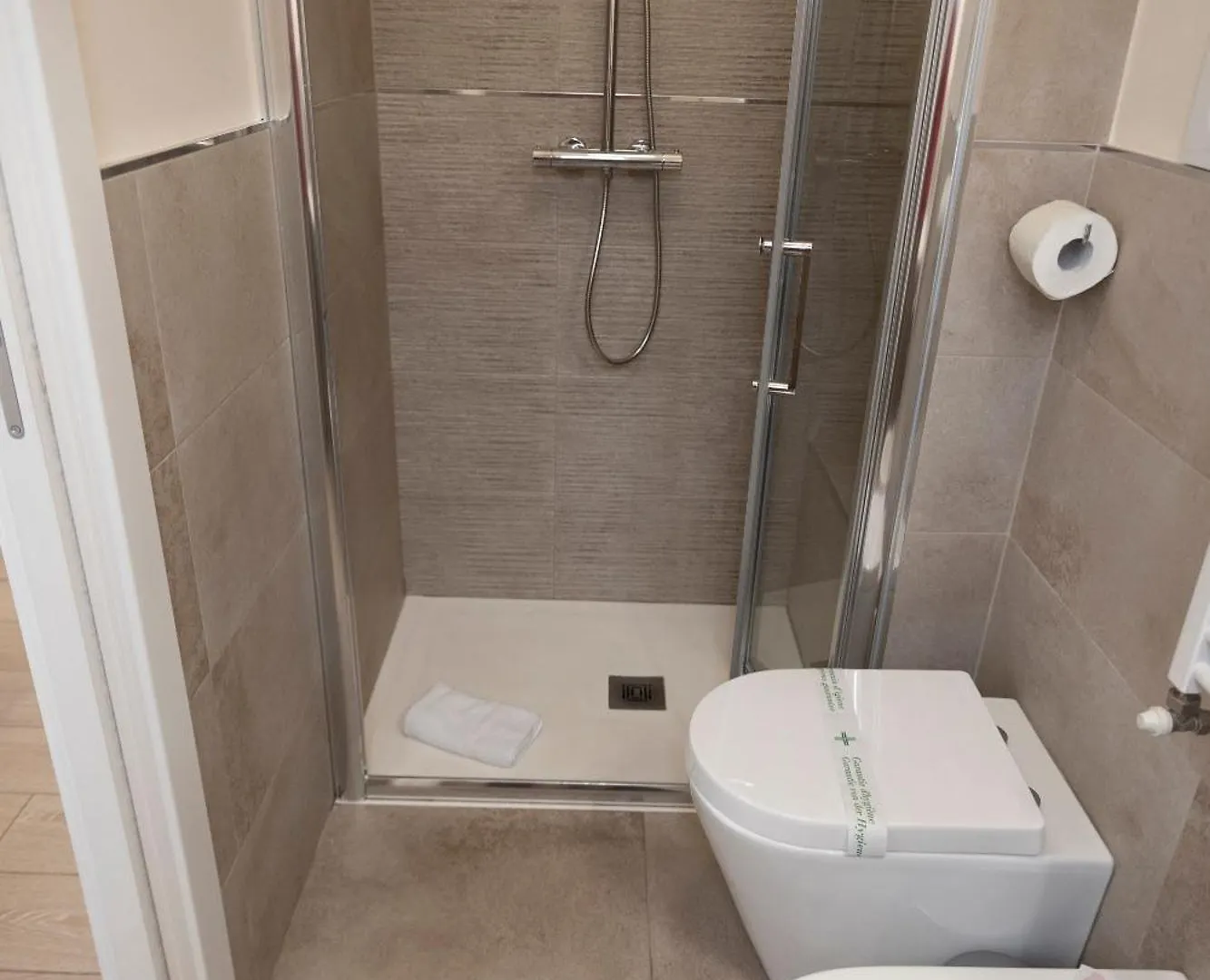 Dream Suites Milano Bocconi Navigli 0*, Milan