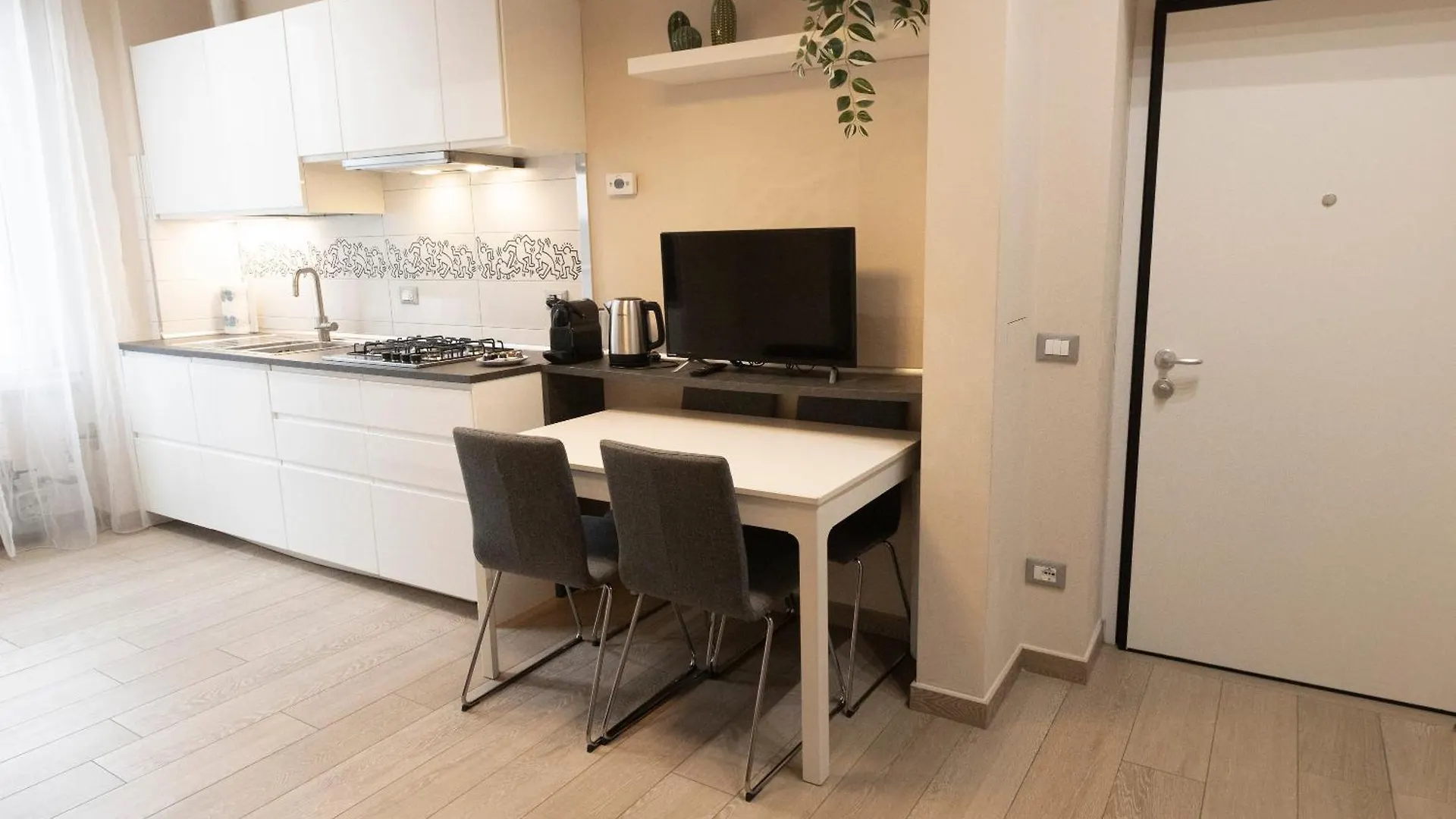 Dream Suites Milano Bocconi Navigli Milan